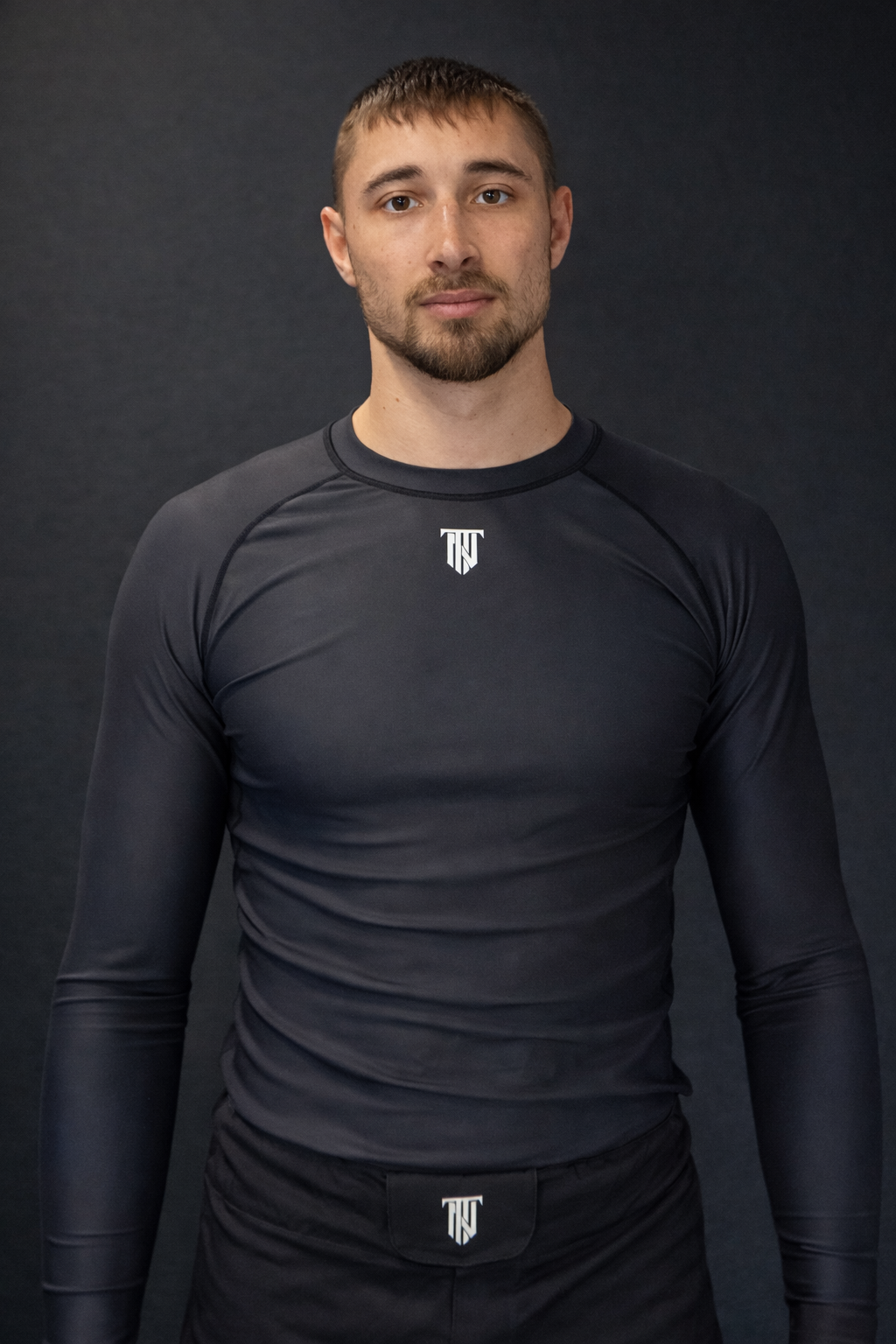 PRIMAL Rashguard Langarm Black Nevertap